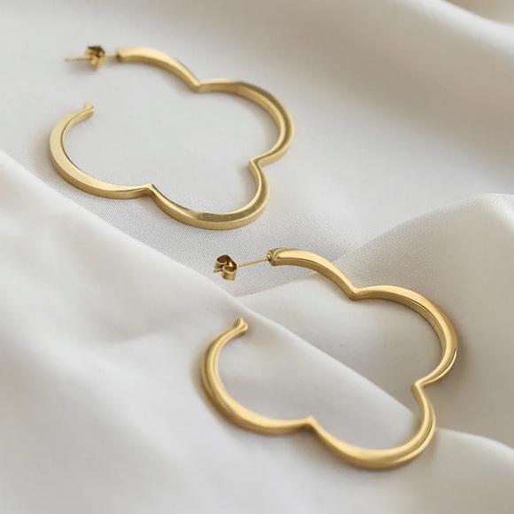 Clover earrings hoop earrings gold earrings - Picture 3 of 8